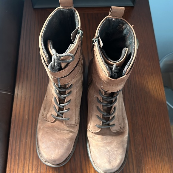 Born Camryn Lace-Up Boot (Women) - Picture 7 of 11